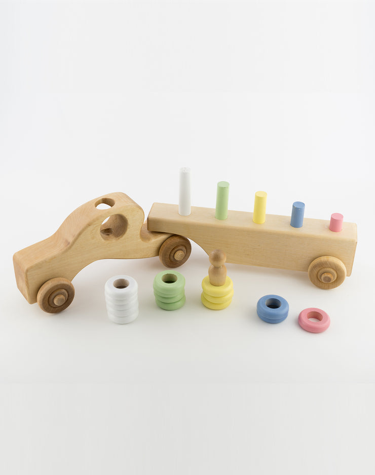 Wooden Truck Counting and Sorting Toy